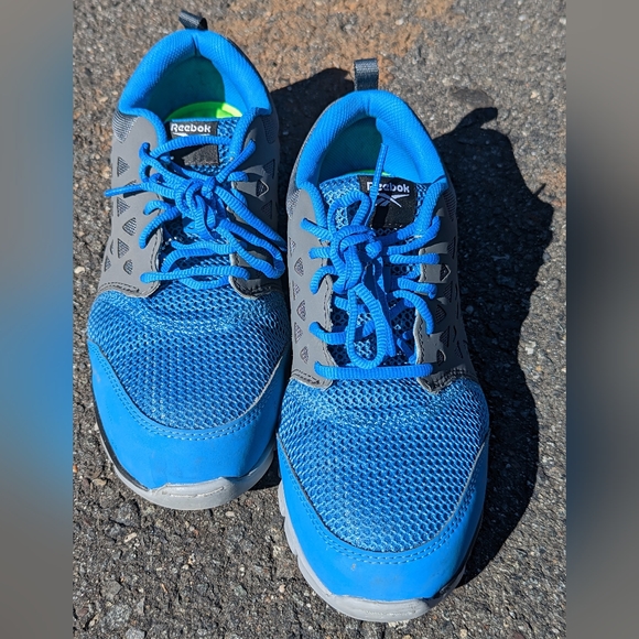 Reebok Steel Toe shoe. - Picture 2 of 4